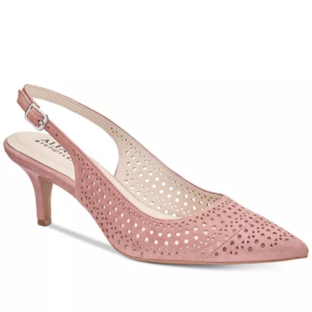 NWT.Alfani combines a cute kitten heel with a sophisticated silhouette .Size9